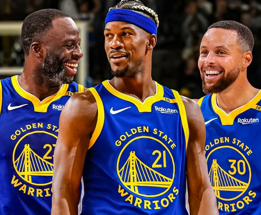 雷速体育直播入口-勇士队对凯尔特人队展开友谊赛激烈对决