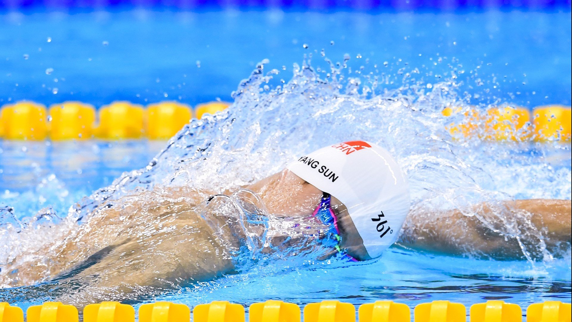 雷速篮球直播-绿茵场上的绝杀与球台边的惊艳，当德国战车碾过韩国，林高远照亮赛场